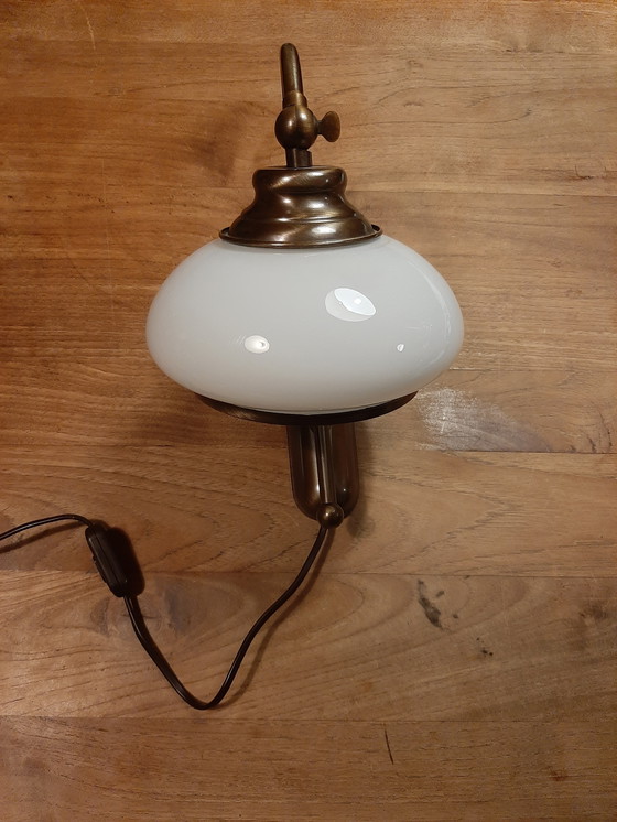 Image 1 of Lampe Vintage Art Deco en laiton