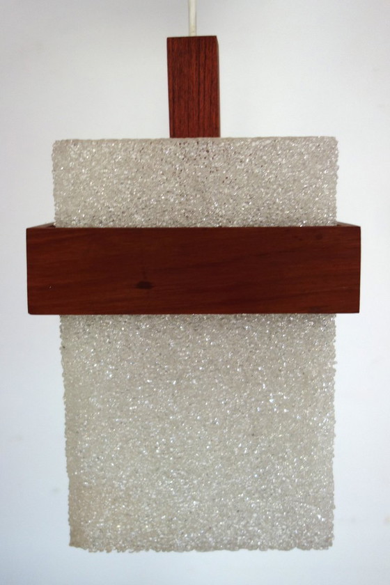 Image 1 of Lámpara colgante escandinava de metacrilato y teca, años 60/70.
