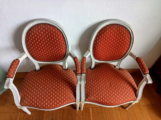 2x Louis XVI Medallion Cabriolet Armchairs – Wood (photo 5 of 15)