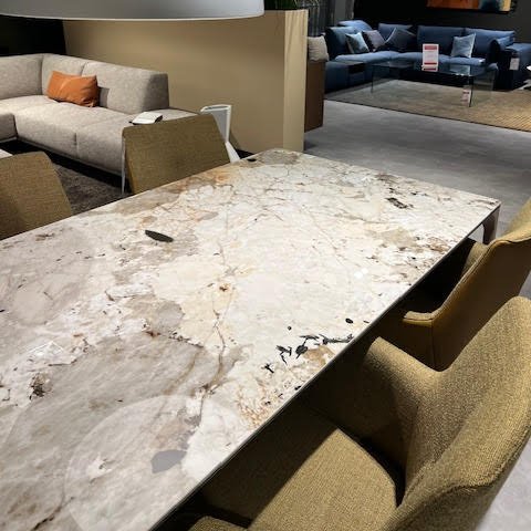 Image 1 of Olbia Eetkamertafel