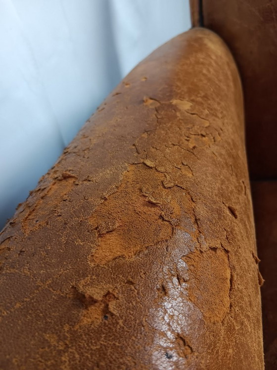 Image 1 of Vintage schaaplederen club stoel-rauwe patina, Mancave essential