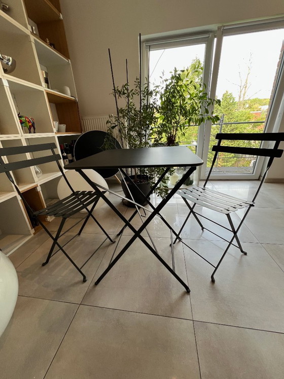 Fermob Bistro Set - Tafel 57x57 (Ref. 6042) + 2 Metalen Stoelen (Ref. 0101) - Carbone 47 – Tuinsets (photo 2 of 8)