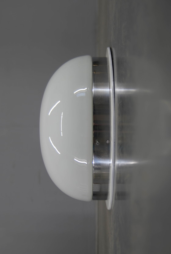 Image 1 of Grote Bauhaus chromen wand- of inbouwlamp, jaren 1940