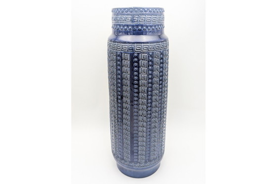 Image 1 of Vaas uit de jaren 70, model 645/30.