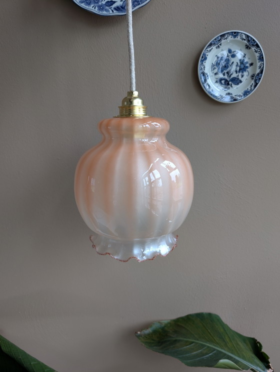 Image 1 of Suspension vintage unique en verre magnifique