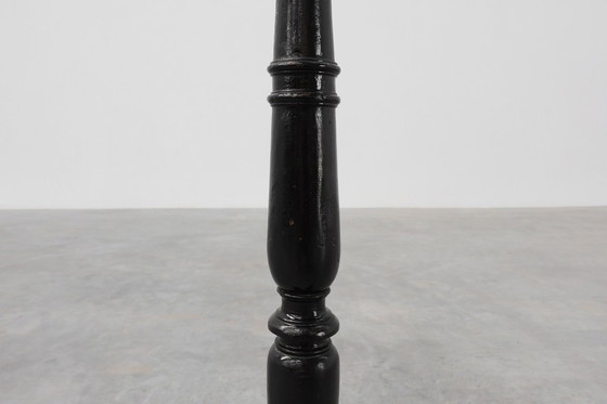 Image 1 of Französisches rustikales schwarzes Bücherregal aus Massivholz, ca. 1850