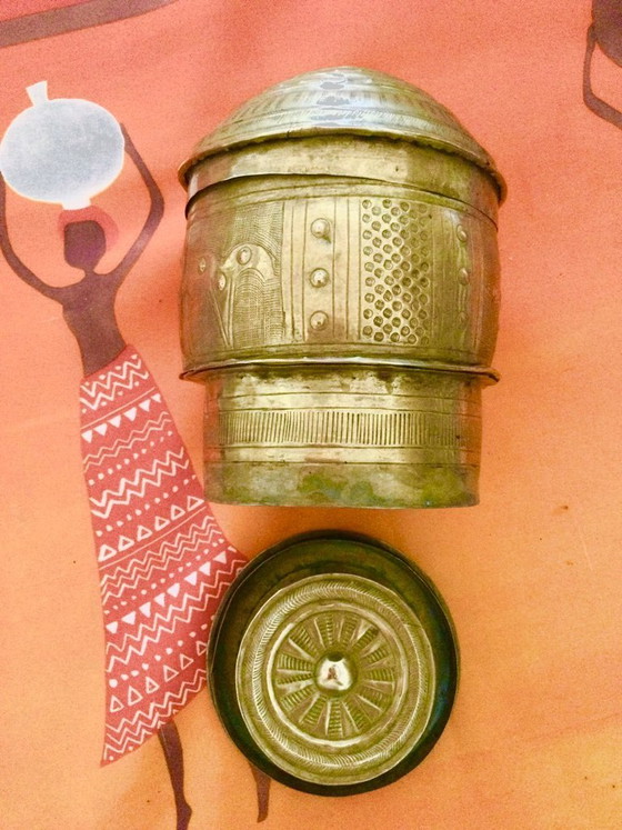 Image 1 of 2 Ghanaian Forowas