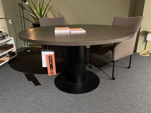 Bert Plantagie Oval round – eettafels