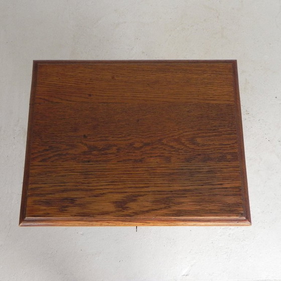 Eichenschrank mit Rollladen und einem Rollladen, 113 cm hoch, 1930er Jahre – Kommoden, Wood (photo 7 of 26)