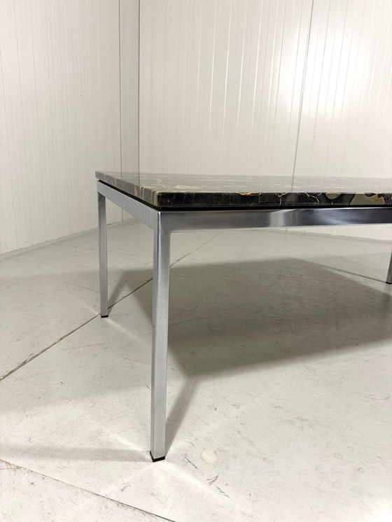 Image 1 of Mesa de centro Florence Knoll con tablero de mármol Nero Portoro, década de 1960