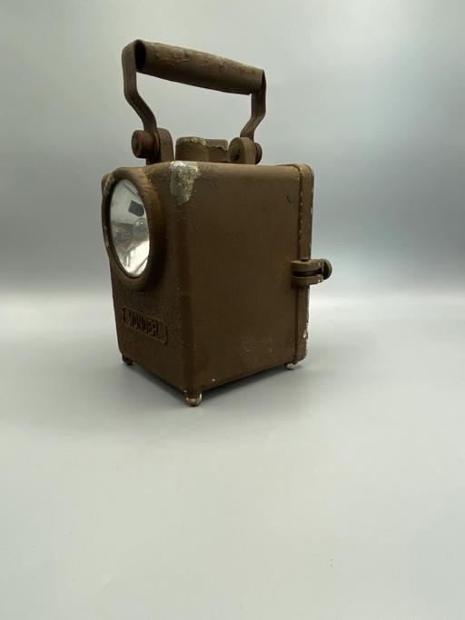 Portable Lantern Wonder Agral – French Industrial Lighting – decoratieve objecten, Metal, Industrieel