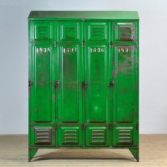 Image 1 of Armadietto industriale, anni '50