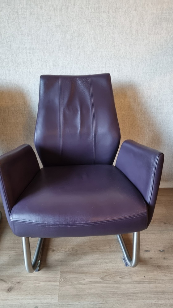 Image 1 of Sillas con estructura tubular en cuero