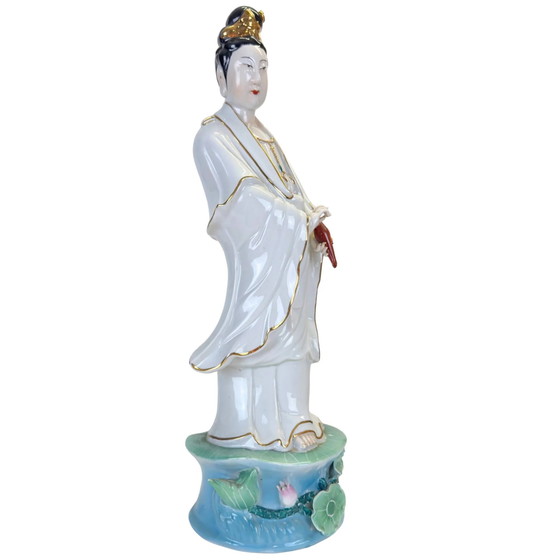 Grande statue de porcelaine Guan Yin style antique – 47 cm – Blanc et Or – Sculptures, Gold (photo 3 of 10)