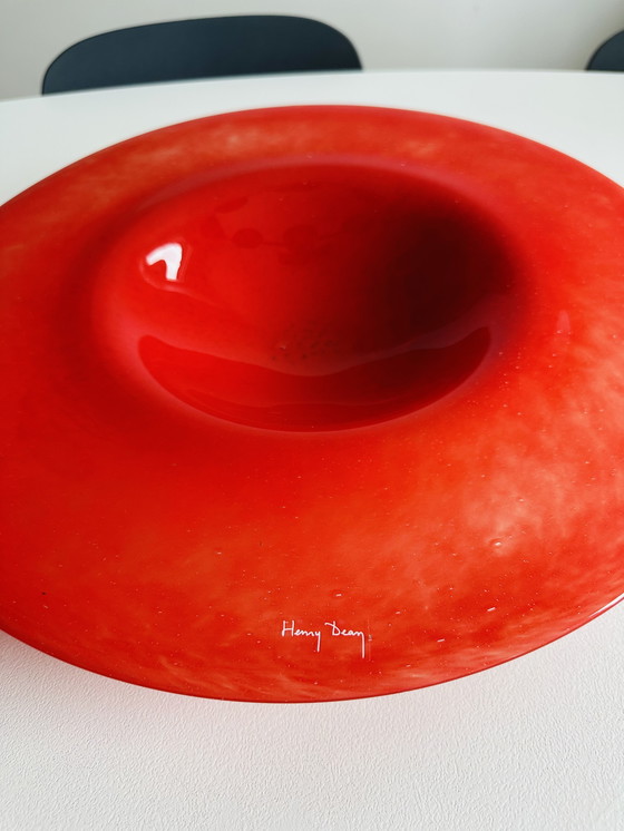 Image 1 of Bol de diseño de cristal rojo Henry Dean