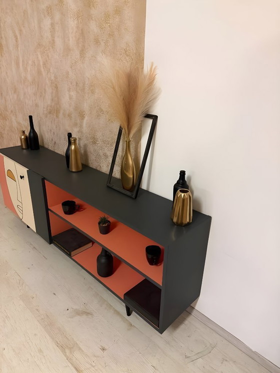 Image 1 of GALERÍA – Aparador de arte artesanal: Arte pop de mediados de siglo