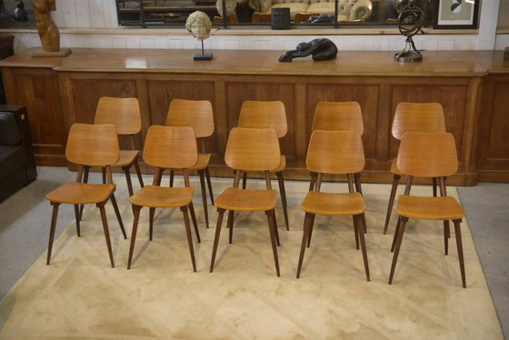 Set di 10 sedie in rovere degli anni '60. – Sedie da pranzo, Legno, Vintage (photo 4 of 11)