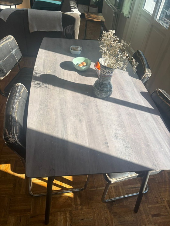 Image 1 of table wood and 4 chairs leather 