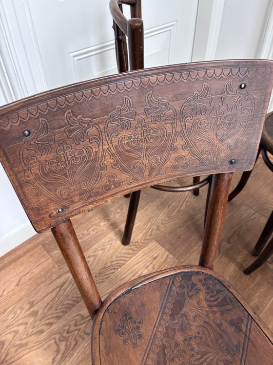 set of 6 mix-match Thonet style chairs – Dining chairs, Wood (photo 11 of 17)