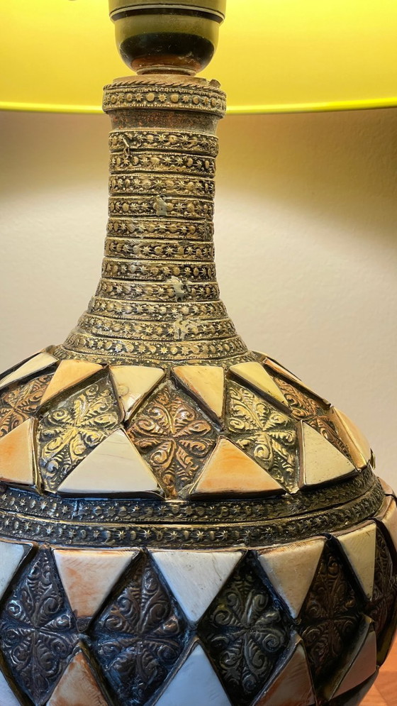 Image 1 of Vintage handgemaakte lamp, aardewerk en verzilverd metaal
