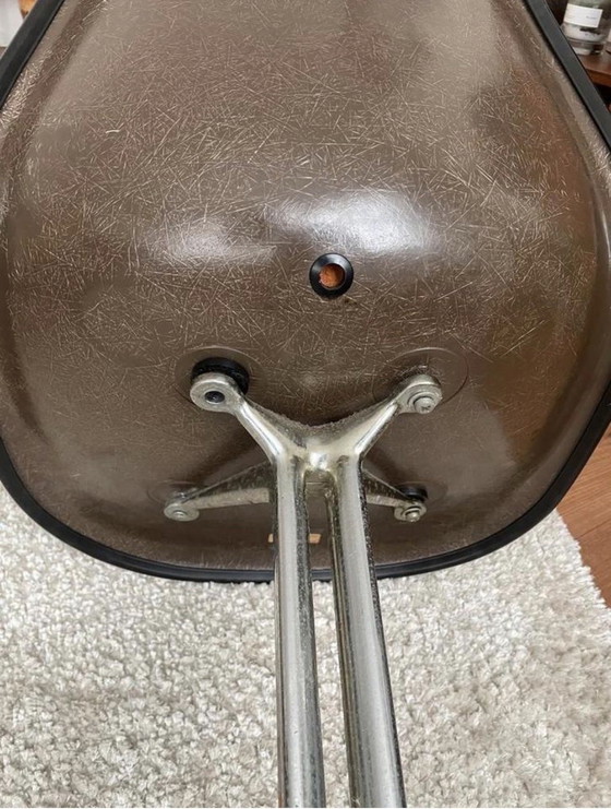 Image 1 of 1 x Vitra Eames DSL, taburete de fibra de vidrio