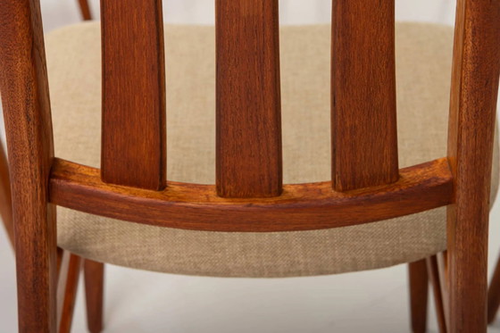 Set of 8 dining chairs by Vamdrup Stolefabrik, Denmark 1960s – Scandinavian (photo 6 of 16)