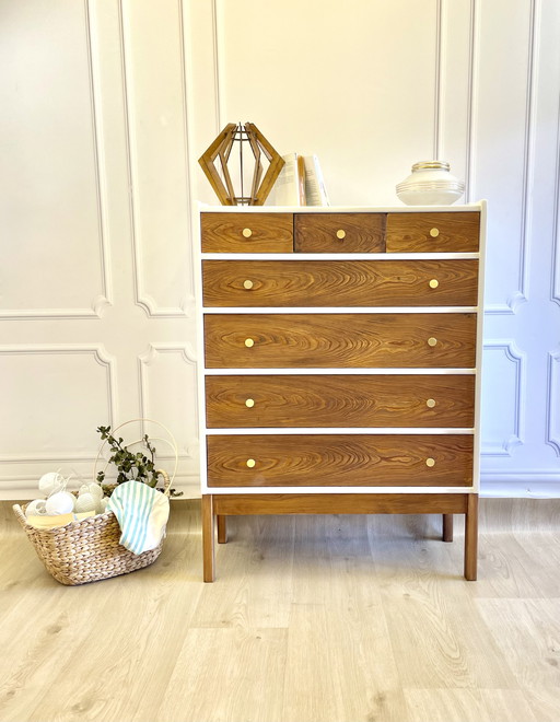 Cómoda de madera vintage – estilo escandinavo – muy buen estado