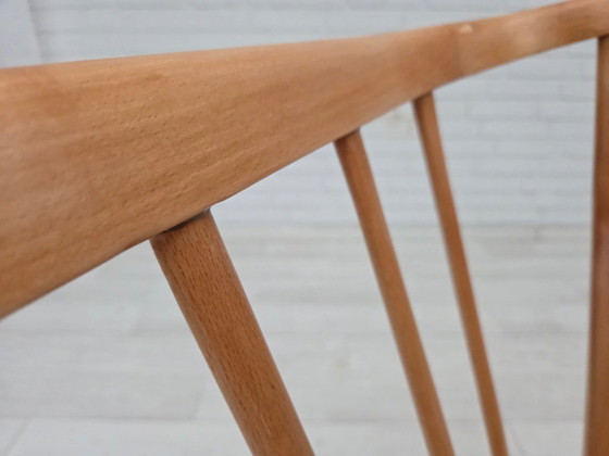 Image 1 of Années 1960, design danois d'Alfred Christensen, fauteuil, modèle 177, velours d'ameublement, bois rénové.