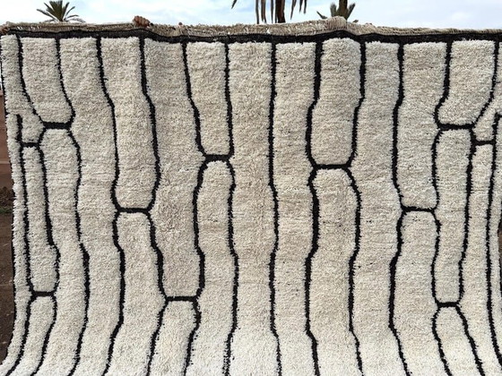 Image 1 of Traditional Moroccan Berber rug, handmade, 150/250 cm