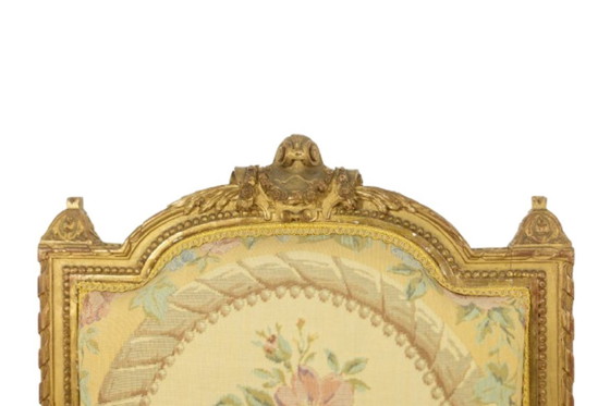 Image 1 of Pareja de sillas de madera dorada y tapizadas. Época Luis XVI.