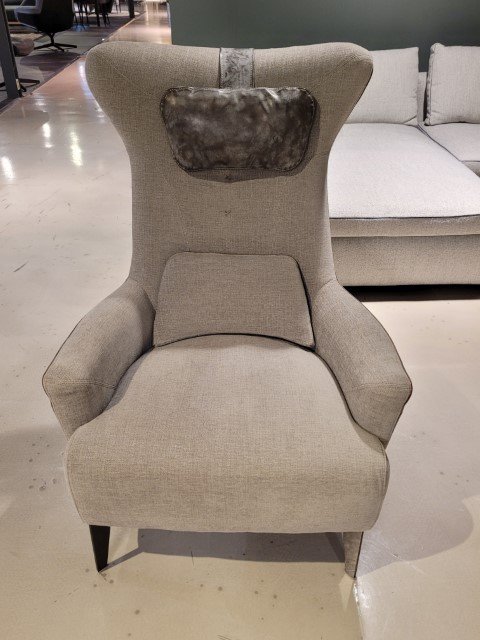Mia Sessel und Kopfstütze – Borzalino, fauteuils