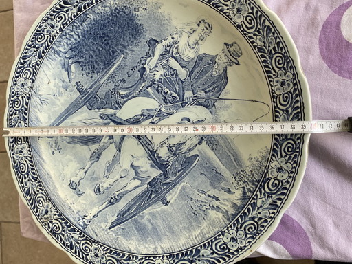 ANTIEKE GROTE BORDEN VOOR VERZAMELAAR 