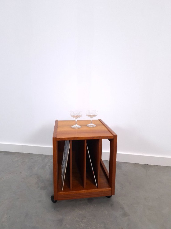 Teak LP Cabinet on Wheels, Side Table, Nightstand, Cabinet 1 – Wood, Plastic, Vintage (photo 2 of 11)