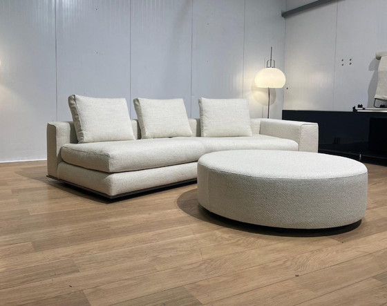 Image 1 of Fauteuil d'angle Minotti Hamilton + repose-pieds, neuf et rembourré