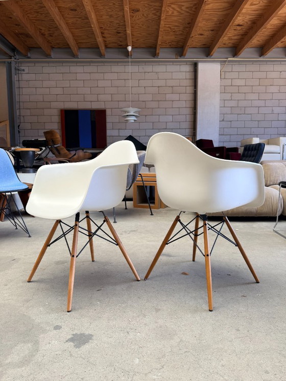 Chaise Vitra Eames DAW (en stock : 2) – Chaises de salle à manger, Metal, Plastic (photo 4 of 8)