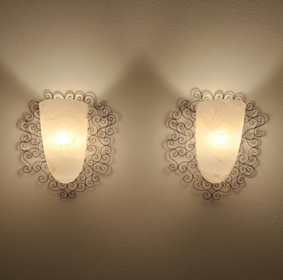 Applique in ferro battuto con vetro ambrato satinato / cornice in metallo – Glass (photo 17 of 18)