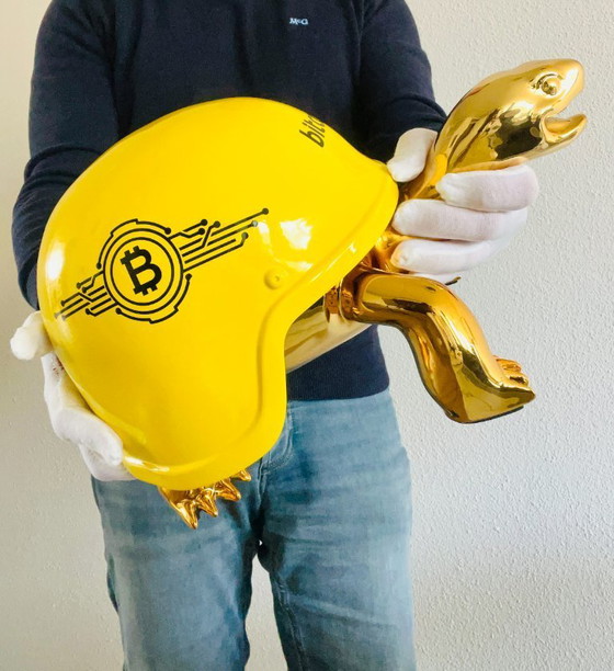 Image 1 of turtle bitcoin sculpture popart pop art luxury money statue unique gold tortoise