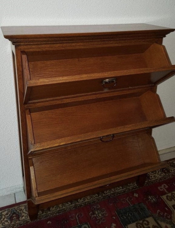 Image 1 of Cómoda abatible de madera de cerezo