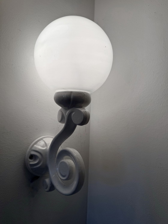 Image 1 of Appliques fonte opaline années 70