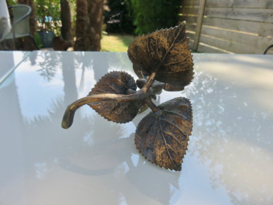 Image 1 of Bronzen kandelaar met bloemenmotief, art nouveau-stijl, Frankrijk, jaren 1930-1940.