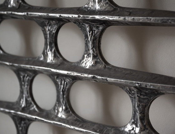 Brutalistisches hinterleuchtetes Wandkunstobjekt – Industrial Re-designs, Wandleuchten, Aluminium (photo 6 of 9)