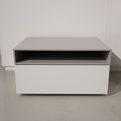 Comodino Cube Change di Interlübke