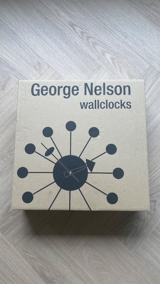 Vitra George Nelson Ball Clock – Wood (photo 3 of 5)