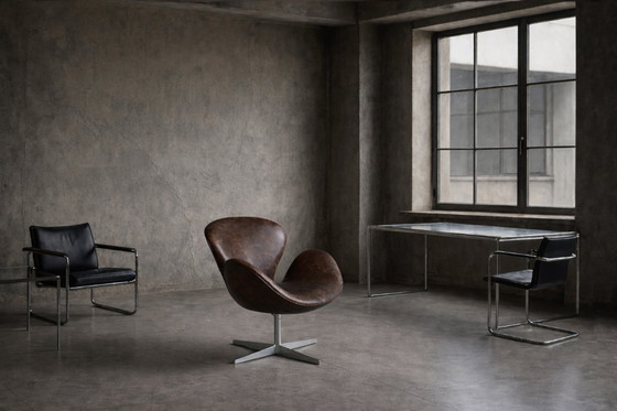 Image 1 of Poltrona Swan in pelle marrone danese vintage di metà secolo, realizzata da Arne Jacobsen per Fritz Hansen, 1958