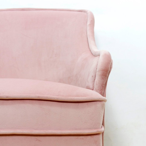 Image 1 of Stoffen en houten fauteuil uit Mid Century, 1950