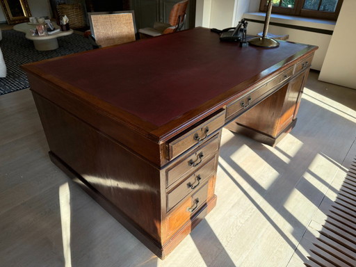 Bureau double anglais avec plateau en cuir rouge