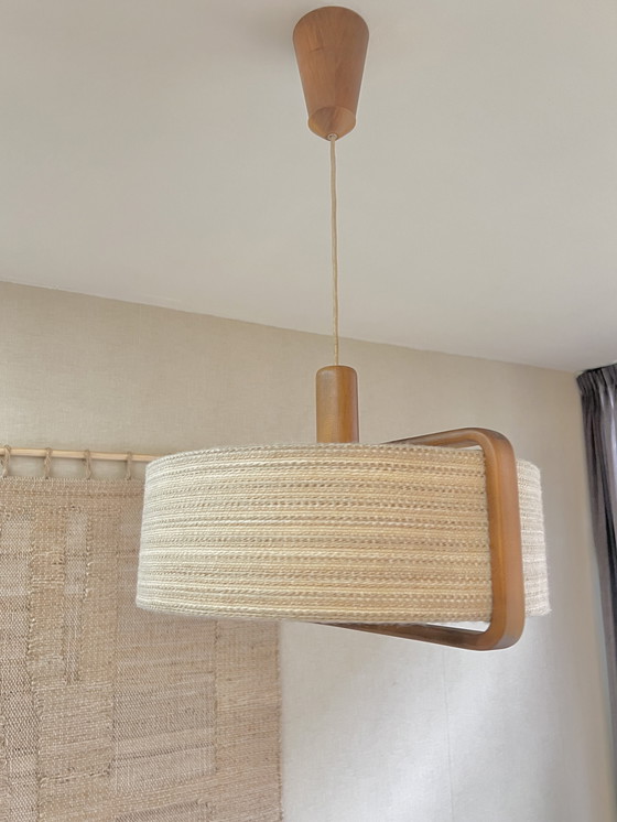 Image 1 of Hermosa lámpara colgante de teca ajustable de diseño escandinavo