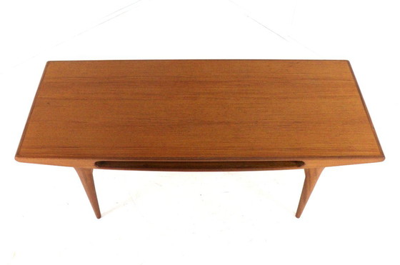 Image 1 of Table basse vintage « Smile » dans le style de Johannes Andersen