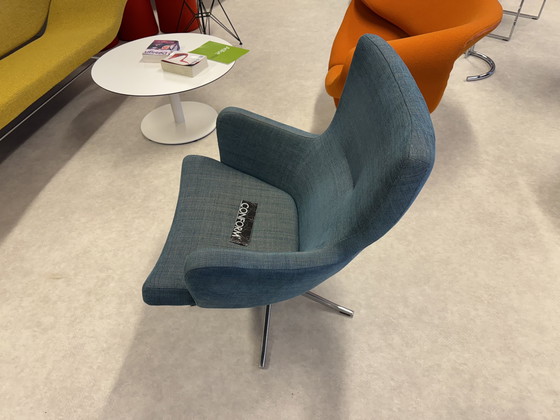 Image 1 of Conform Gyro armchair with swivel foot