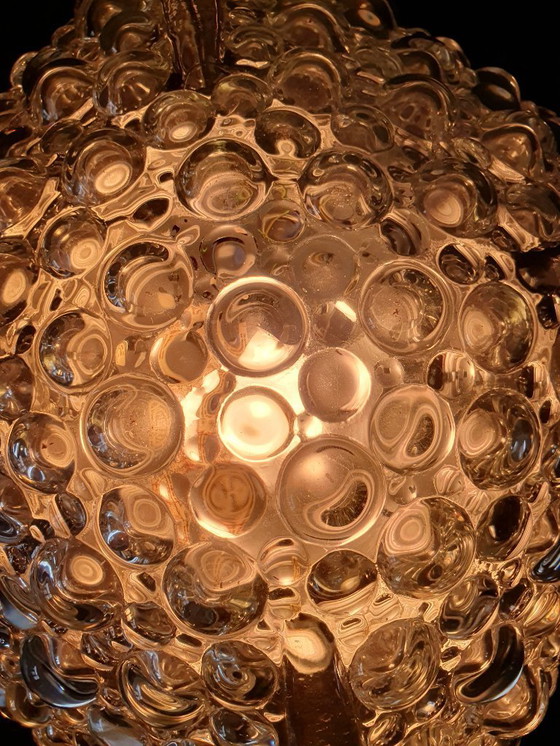 Image 1 of Helena Tynell - Glashütte Limburg - anni '60. Lampada da parete/soffitto in vetro spesso a bolle.